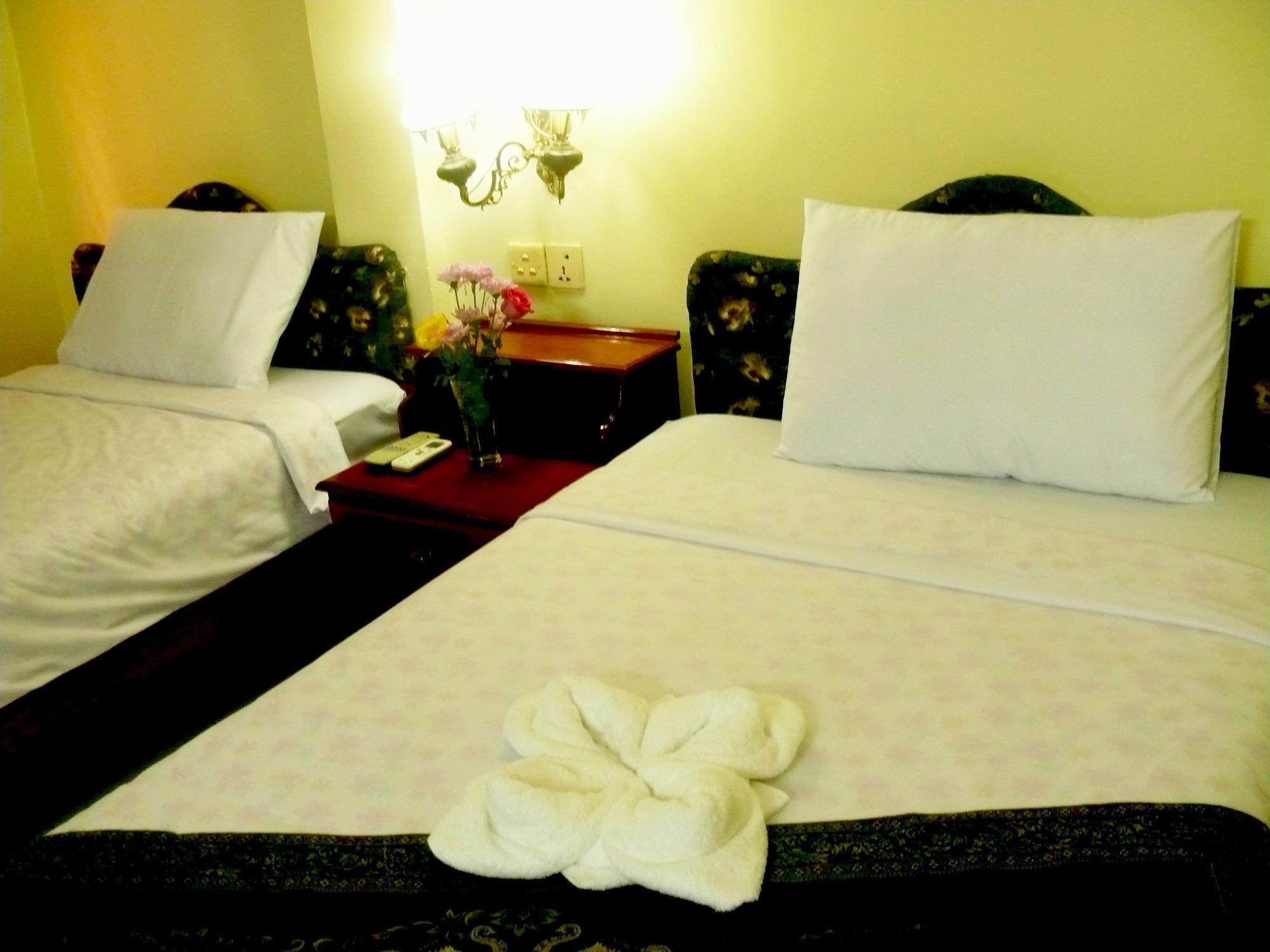 Tan Kimlong Guesthouse シェムリアップ エクステリア 写真