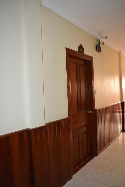 Tan Kimlong Guesthouse シェムリアップ エクステリア 写真