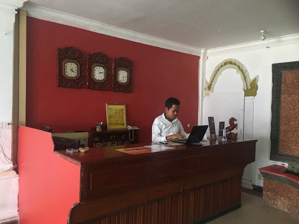 Tan Kimlong Guesthouse シェムリアップ エクステリア 写真