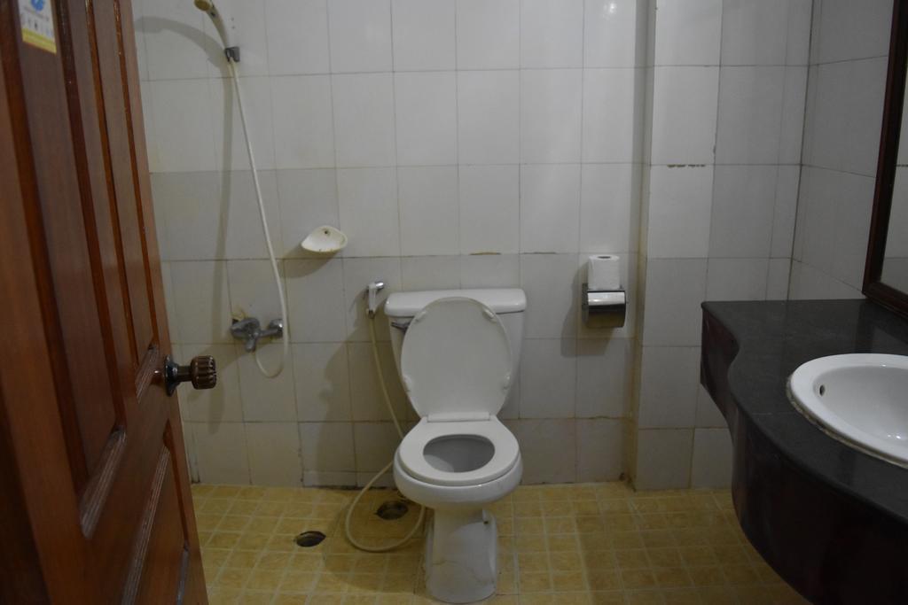 Tan Kimlong Guesthouse シェムリアップ エクステリア 写真